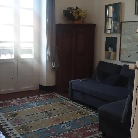 Sea View House In The Historic Centre Of Celle Ligure *