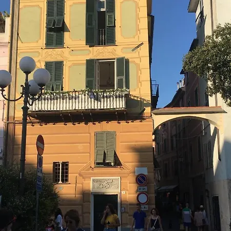 Dom wakacyjny Sea View House In The Historic Centre Of Celle Ligure Celle Ligure